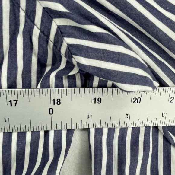 C. Wonder Button-Up Shirt Women's Sz M Blue Striped Collared Fitted Embroidered - Picture 3 of 12